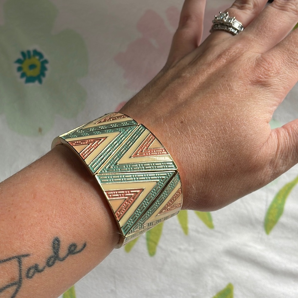Fashion bracelet